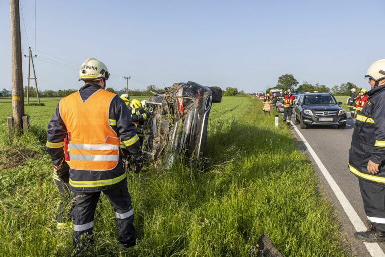 Eigenalarmierung zu Verkehrsunfall