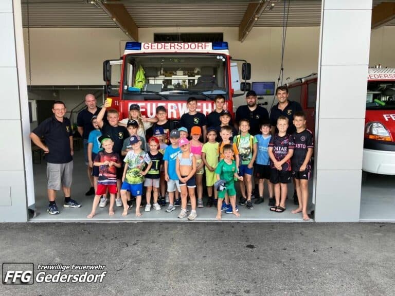 „Feuerwehr Hautnah“ in Gedersdorf